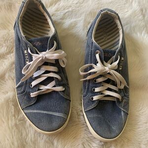 Taos Footwear Denim Casual Sneakers